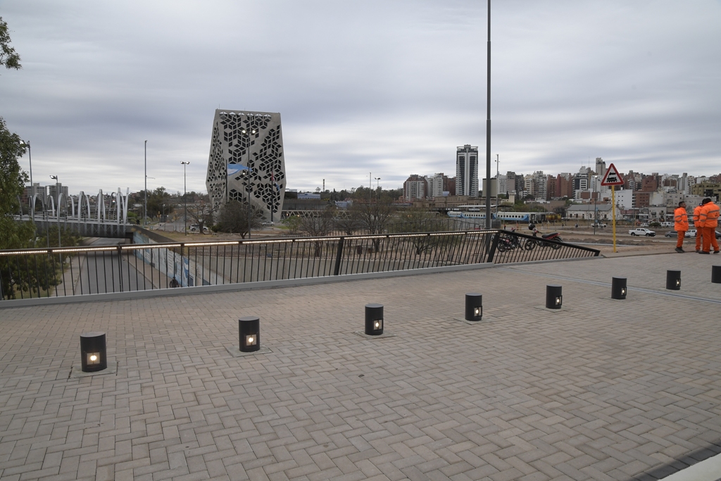 schiaretti-inaugur-el-nuevo-puente-25-de-mayo